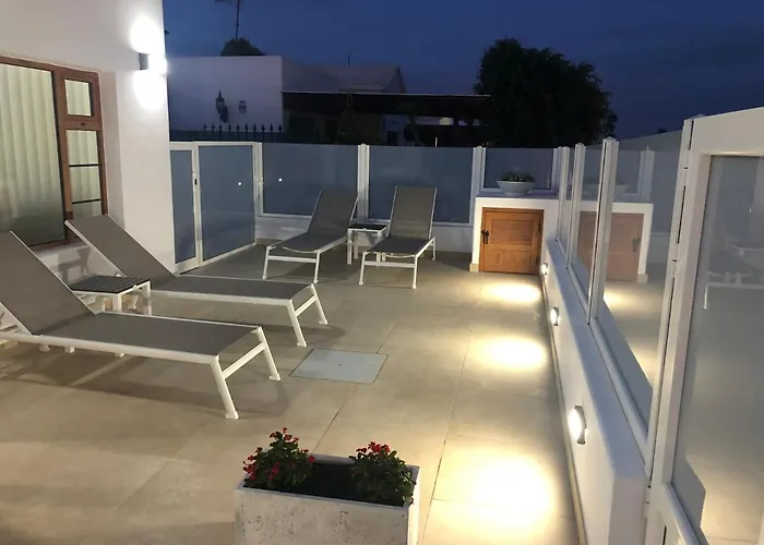 Tomo Villa Puerto del Carmen (Lanzarote)